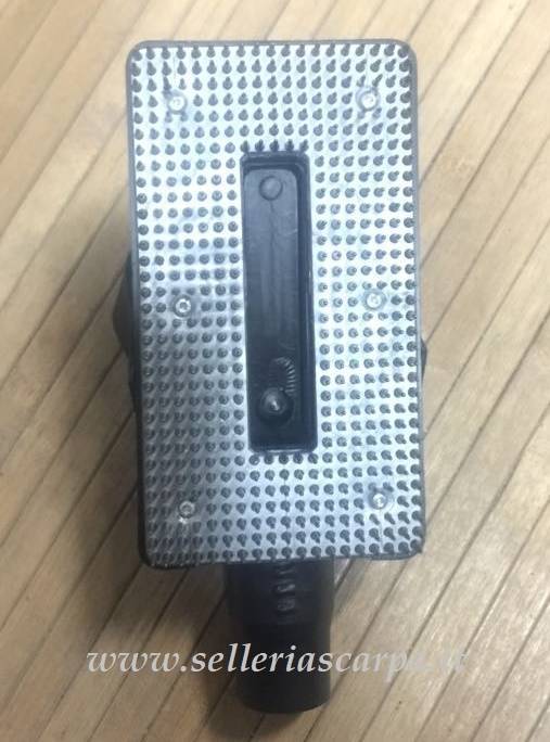 BRUSCA  MASSAGGIO PER ASPIRAPOVERE