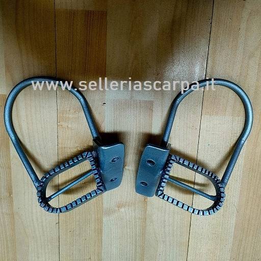 POGGIA PIEDI PER SULKY