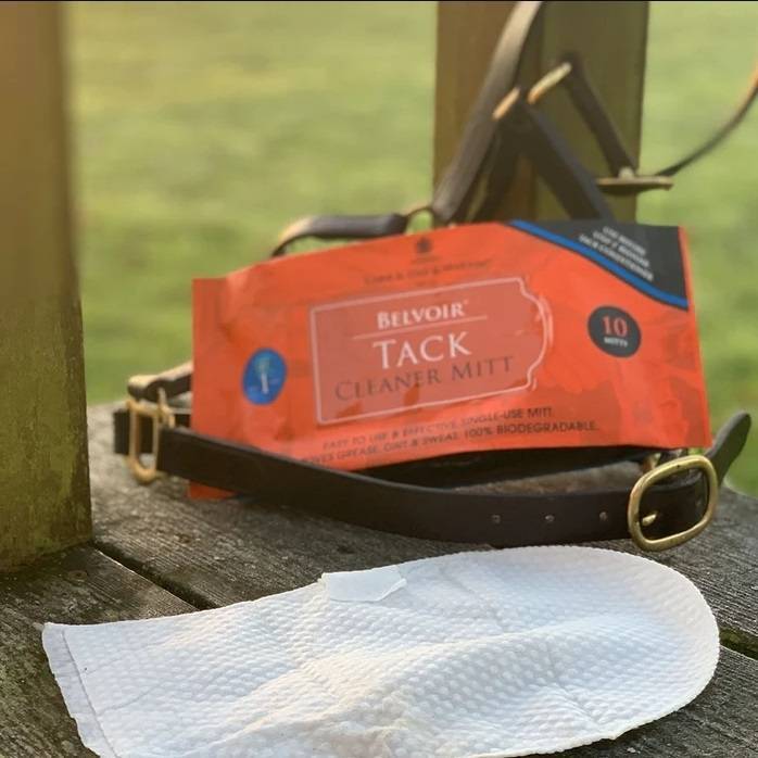BELVOIR TACK CLEANER MITT